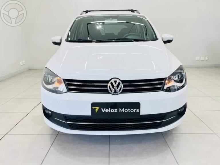 VOLKSWAGEN - SPACEFOX 1.6 MI TREND 8V FLEX 4P MANUAL - 2012/2012 - BRANCA - R$ 43.900,00