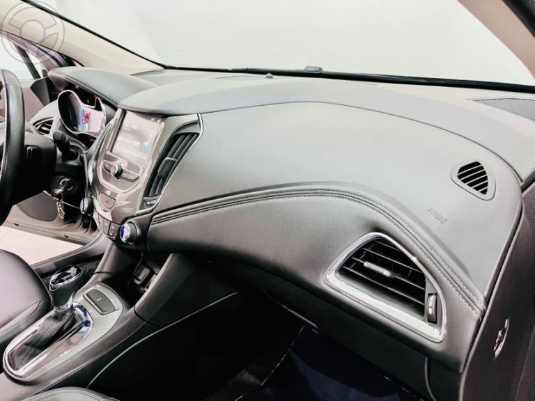 CHEVROLET - CRUZE 1.4 TURBO LT 16V FLEX 4P AUTOMÁTICO - 2018/2019 - CINZA - R$ 89.990,00