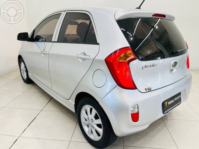 KIA MOTORS - PICANTO 1.0 EX4 12V FLEX 4P MANUAL - 2012/2012 - PRATA - R$ 37.990,00