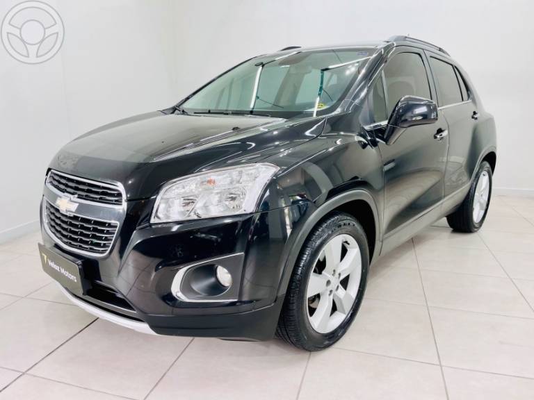 CHEVROLET - TRACKER 1.8 MPFI LTZ 4X2 16V FLEX 4P AUTOMÁTICO - 2014/2014 - PRETA - R$ 69.900,00