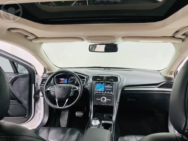 FORD - FUSION 2.0 TITANIUM AWD 16V 4P AUTOMÁTICO - 2016/2017 - BRANCA - R$ 104.900,00