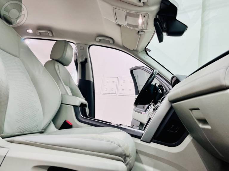 LAND ROVER - DISCOVERY SPORT 2.0 16V SI4 TURBO HSE 4P AUTOMÁTICO - 2015/2016 - BRANCA - R$ 109.900,00