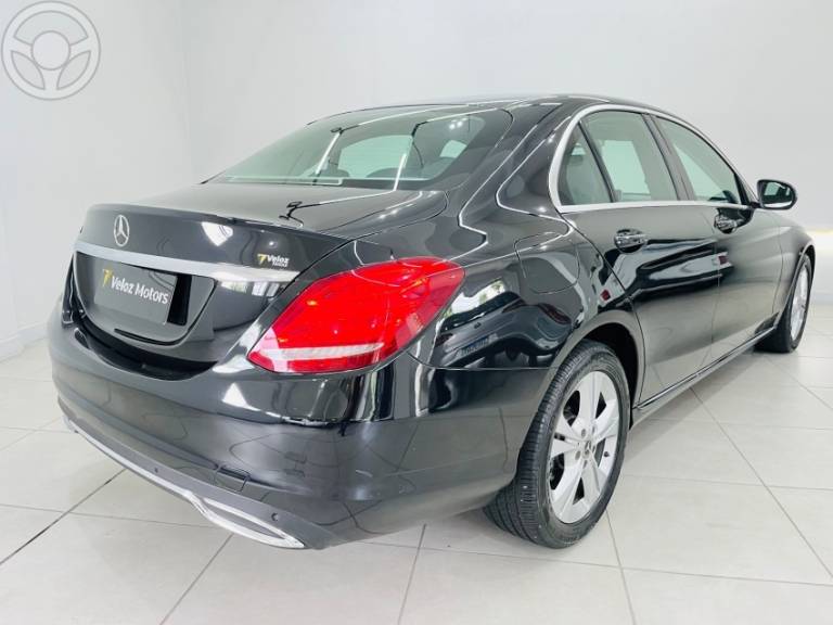 MERCEDES-BENZ - C 180 1.6 CGI AVANTGARDE 16V TURBO FLEX 4P AUTOMÁTICO - 2017/2018 - PRETA - R$ 124.900,00