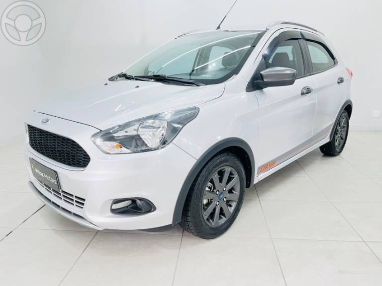 FORD - KA 1.5 TRAIL 16V FLEX 4P MANUAL - 2018/2018 - PRATA - R$ 49.500,00