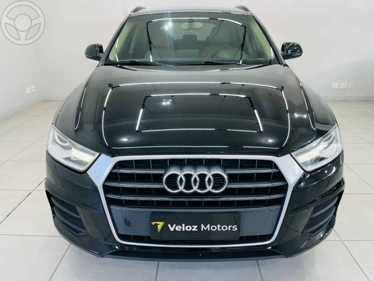 AUDI - Q3 1.4 TFSI AMBIENTE 4P S TRONIC - 2015/2016 - PRETA - R$ 89.990,00