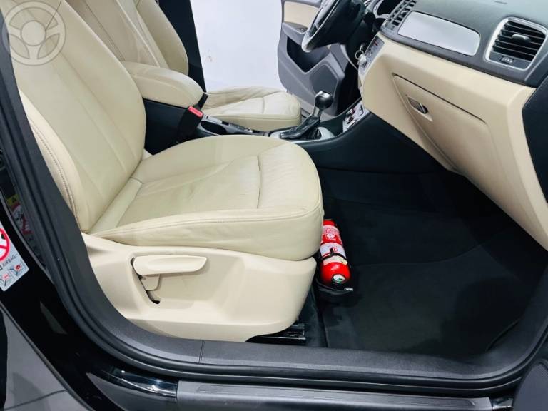 AUDI - Q3 1.4 TFSI AMBIENTE 4P S TRONIC - 2015/2016 - PRETA - R$ 92.900,00