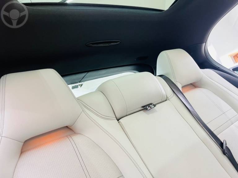 MERCEDES-BENZ - GLA 200 1.6 CGI VISION 16V TURBO FLEX 4P AUTOMÁTICO - 2015/2015 - CINZA - R$ 115.900,00