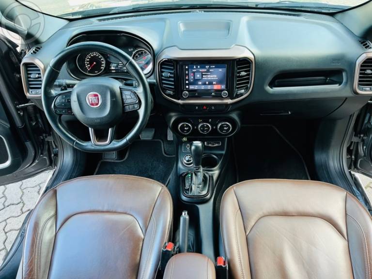 FIAT - TORO 2.0 16V TURBO DIESEL RANCH AT 4X4 AUTOMÁTICO - 2020/2021 - CINZA - R$ 129.990,00