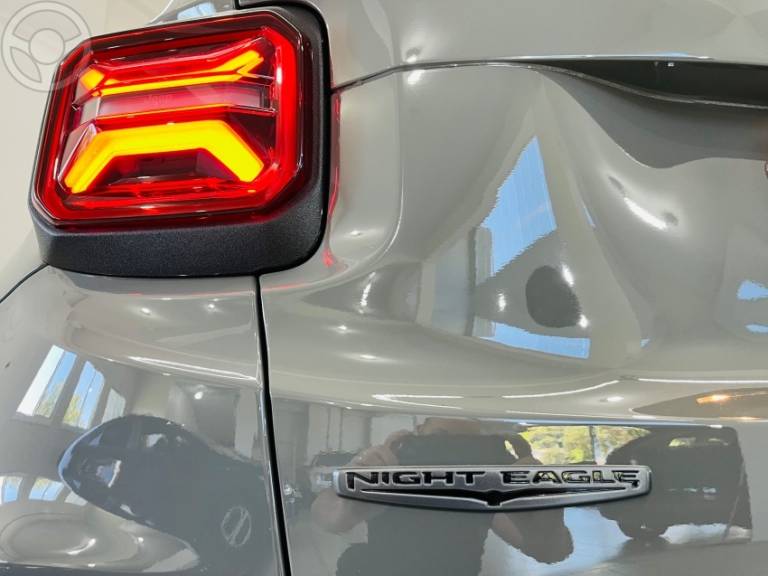 JEEP - RENEGADE 1.8 16V NIGHT EAGLE 4X2 FLEX 4P AUTOMÁTICO - 2024/2025 - CINZA - R$ 148.990,00