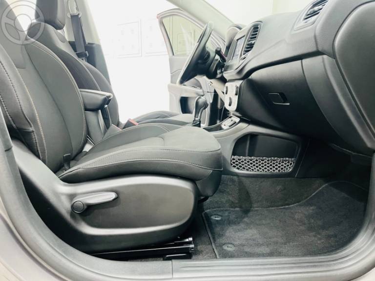 JEEP - COMPASS 2.0 16V FLEX SPORT AUTOMÁTICO - 2020/2021 - CINZA - R$ 99.900,00