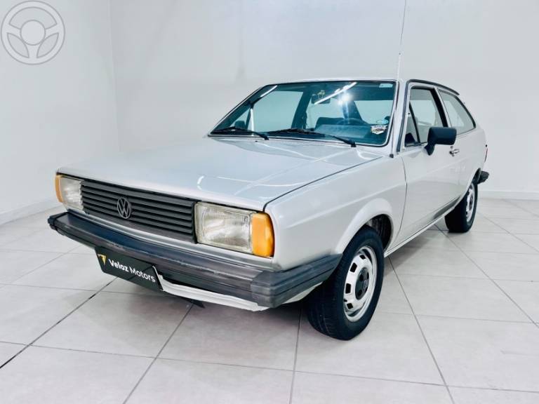 VOLKSWAGEN - GOL 1.6 LS 8V 2P MANUAL - 1986/1986 - PRATA - R$ 65.000,00