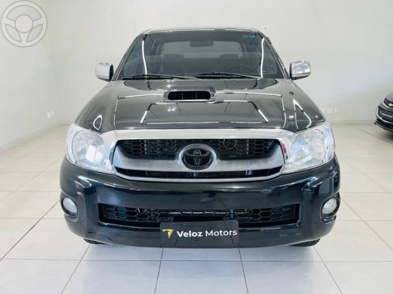 TOYOTA - HILUX 3.0 SRV 4X4 CD 16V TURBO INTERCOOLER DIESEL 4P MANUAL - 2010/2011 - PRETA - R$ 114.900,00
