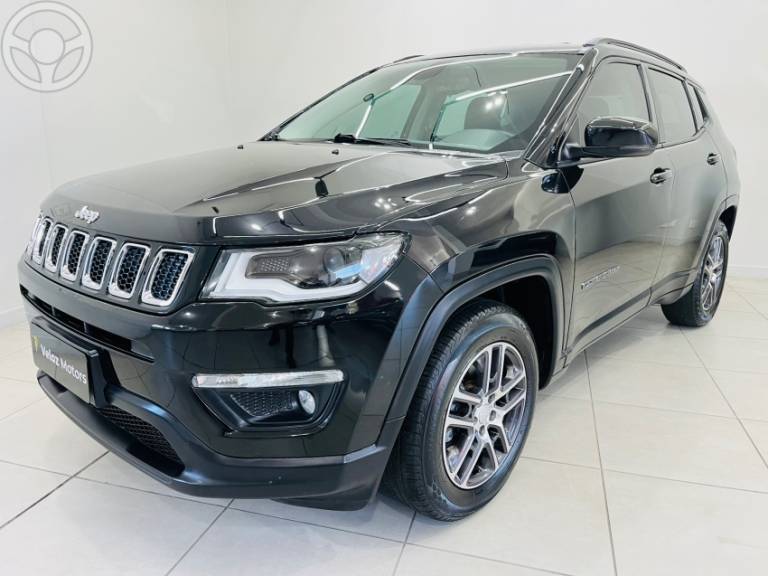 JEEP - COMPASS 2.0 16V FLEX SPORT AUTOMÁTICO - 2018/2019 - PRETA - R$ 96.900,00