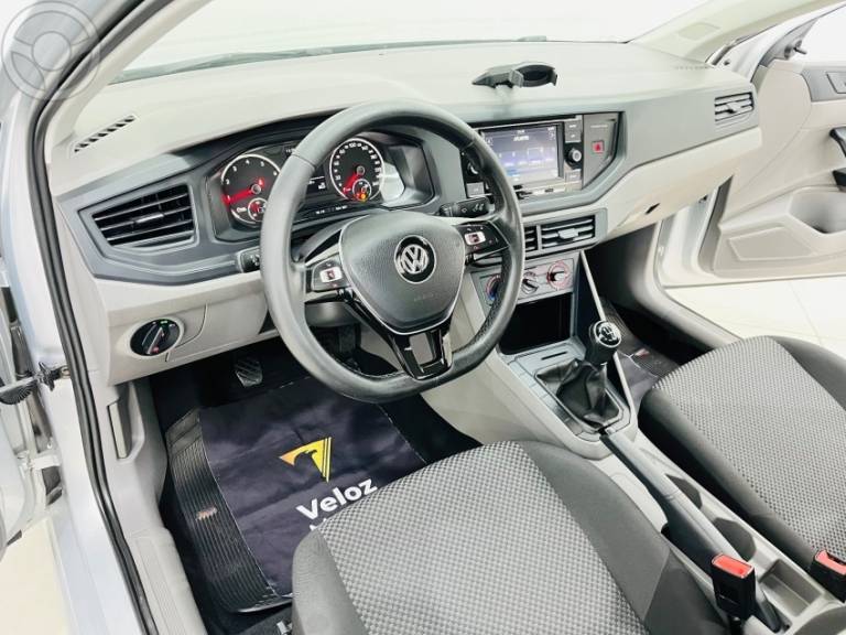 VOLKSWAGEN - VIRTUS 1.6 MSI TOTAL FLEX MANUAL - 2018/2018 - PRATA - R$ 67.500,00