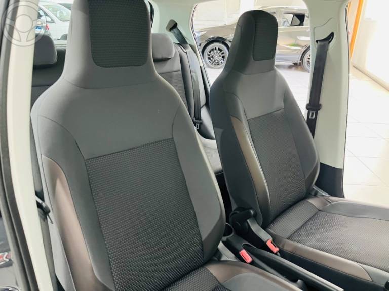 VOLKSWAGEN - UP 1.0 TSI XTREME UP 12V FLEX 4P MANUAL - 2019/2020 - CINZA - R$ 65.900,00