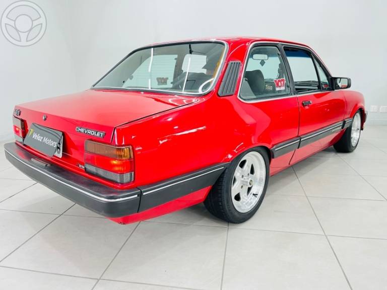 CHEVROLET - CHEVETTE 1.6 L 8V 2P MANUAL - 1991/1991 - VERMELHA - R$ 75.900,00