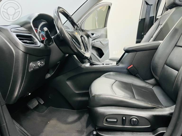 CHEVROLET - EQUINOX 2.0 16V TURBO PREMIER AWD AUTOMÁTICO - 2018/2019 - PRETA - R$ 122.900,00