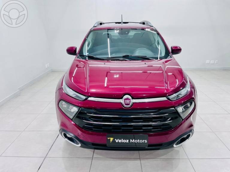 FIAT - TORO 2.4 16V FREEDOM ROAD TIGERSHARK FLEX 4P AUTOMÁTICO - 2018/2018 - VERMELHA - R$ 90.900,00