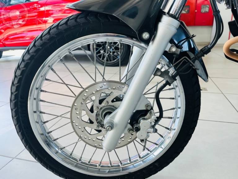 YAMAHA - XTZ CROSSER 150 E - 2021/2022 - BRANCA - R$ 16.900,00