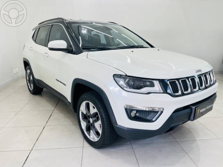 JEEP - COMPASS 2.0 16V DIESEL LONGITUDE 4X4 AUTOMÁTICO - 2018/2019 - BRANCA - R$ 127.900,00