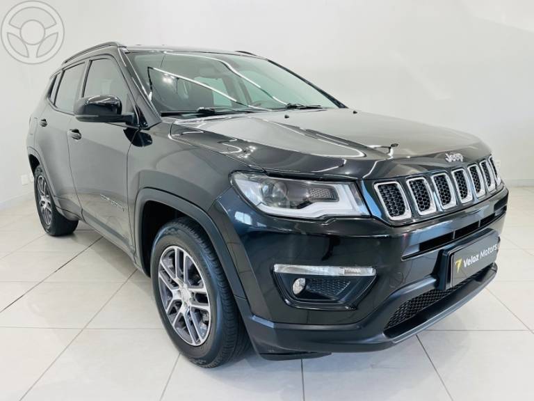 JEEP - COMPASS 2.0 16V FLEX SPORT AUTOMÁTICO - 2018/2019 - PRETA - R$ 96.900,00