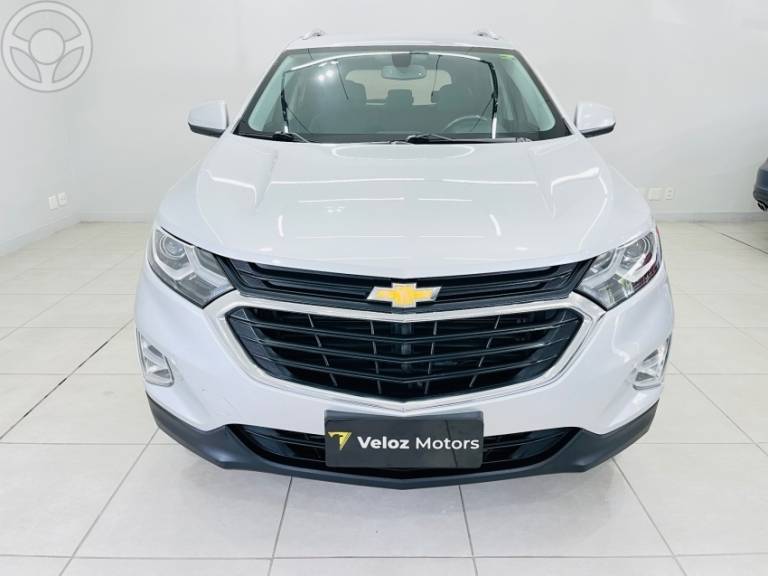 CHEVROLET - EQUINOX 2.0 16V TURBO LT AUTOMÁTICO - 2018/2018 - PRATA - R$ 109.900,00