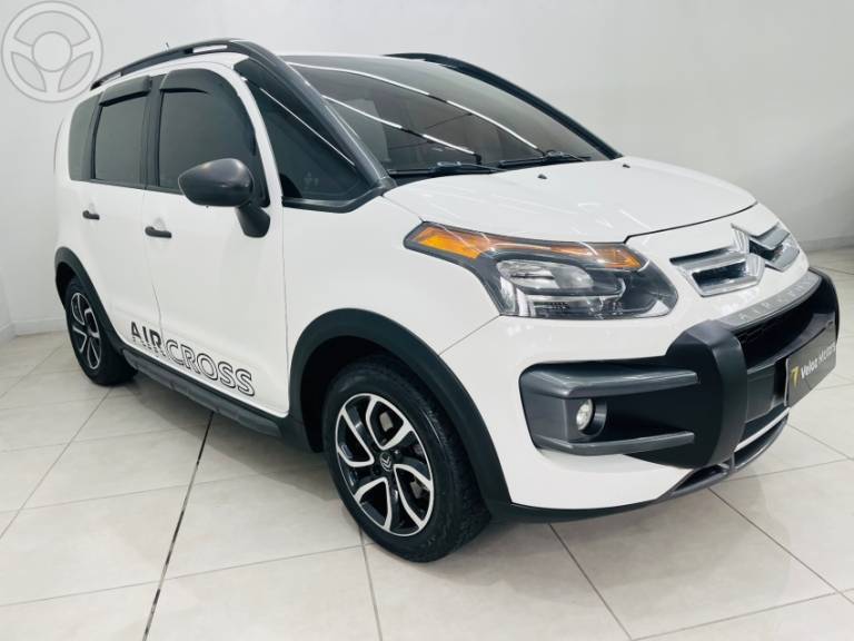 CITROËN - AIRCROSS 1.6 TENDANCE 16V FLEX 4P MANUAL - 2014/2015 - BRANCA - R$ 43.900,00