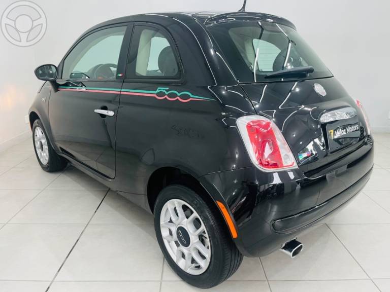 FIAT - 500 1.4 CULT 8V FLEX 2P MANUAL - 2011/2012 - PRETA - R$ 43.990,00
