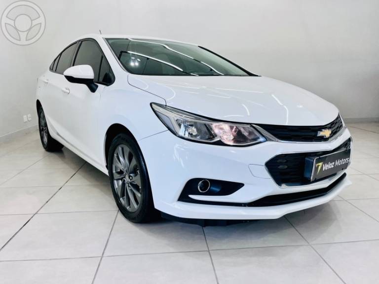 CHEVROLET - CRUZE 1.4 TURBO LT 16V FLEX 4P AUTOMÁTICO - 2017/2017 - BRANCA - R$ 84.900,00