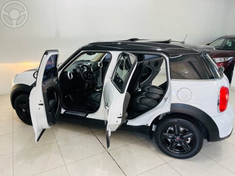 MINI - COUNTRYMAN 1.6 S ALL4 4X4 16V 184CV TURBO 4P AUTOMÁTICO - 2010/2011 - BRANCA - R$ 88.990,00