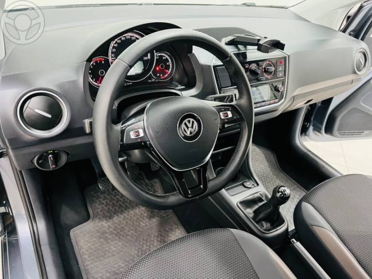 VOLKSWAGEN - UP 1.0 TSI XTREME UP 12V FLEX 4P MANUAL - 2019/2020 - CINZA - R$ 65.900,00