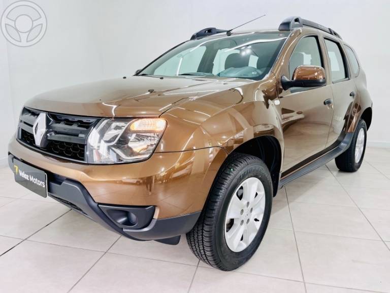 RENAULT - DUSTER 1.6 DYNAMIQUE 4X2 16V FLEX 4P AUTOMÁTICO - 2018/2019 - MARROM - R$ 72.900,00