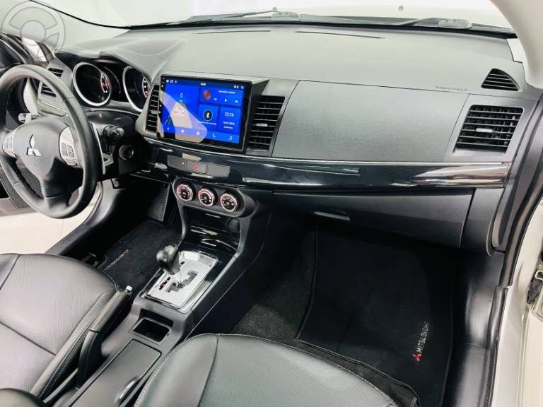 MITSUBISHI - LANCER 2.0 CVT 16V 4P AUTOMÁTICO - 2012/2013 - PRATA - R$ 65.990,00