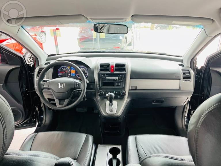 HONDA - CRV 2.0 LX 4X2 16V 4P AUTOMÁTICO - 2011/2011 - PRETA - R$ 55.990,00