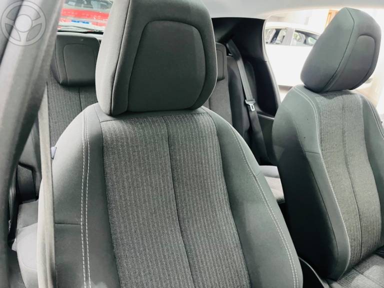 PEUGEOT - 208 1.6 ACTIVE PACK 16V FLEX 4P AUTOMÁTICO - 2021/2021 - BRANCA - R$ 72.500,00