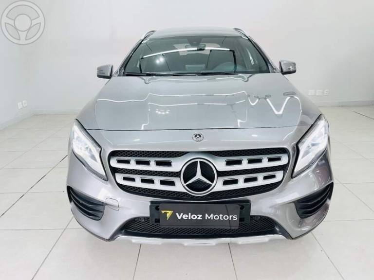 MERCEDES-BENZ - GLA 250 2.0 16V TURBO SPORT 4P AUTOMÁTICO - 2018/2018 - CINZA - R$ 157.900,00