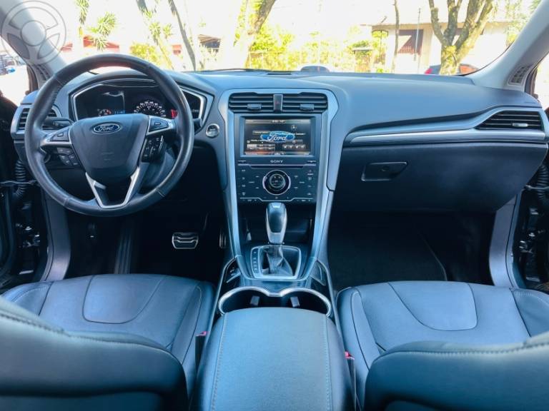 FORD - FUSION 2.0 TITANIUM FWD 16V 4P AUTOMÁTICO - 2014/2015 - PRETA - R$ 79.990,00
