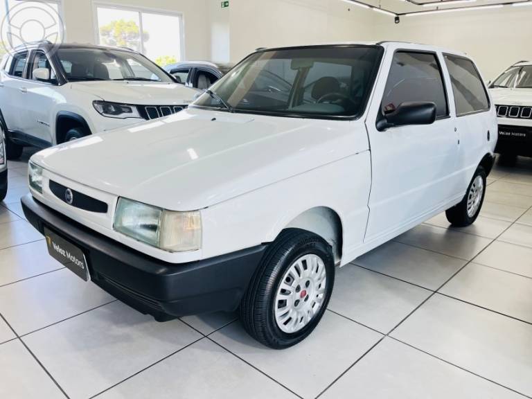 FIAT - UNO 1.0 MPI LE FIRE 8V 2P MANUAL - 2003/2004 - BRANCA - R$ 15.900,00
