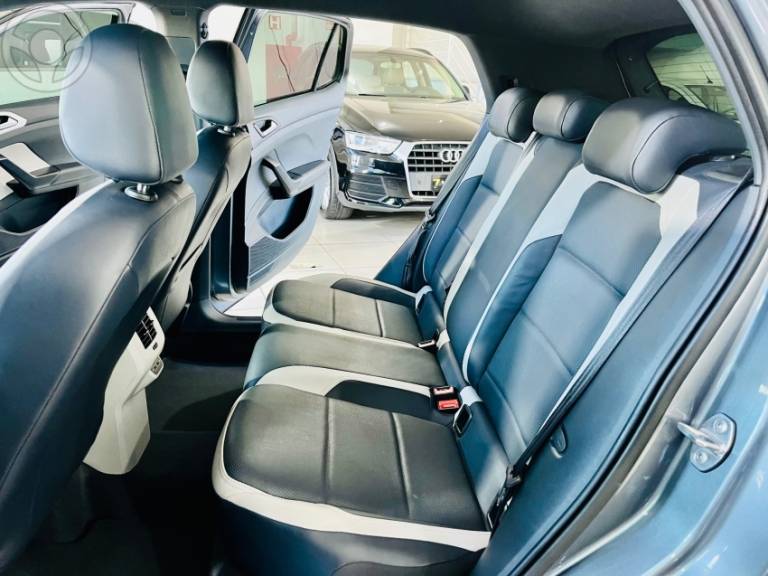 VOLKSWAGEN - T-CROSS 1.4 HIGHLINE TSI 16V FLEX 4P AUTOMÁTICO - 2019/2020 - CINZA - R$ 108.900,00