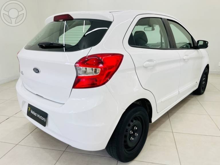 FORD - KA 1.0 SE 12V FLEX 4P MANUAL - 2015/2015 - BRANCA - R$ 40.900,00