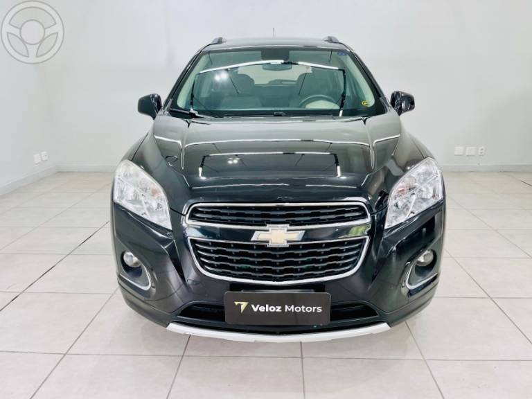 CHEVROLET - TRACKER 1.8 MPFI LTZ 4X2 16V FLEX 4P AUTOMÁTICO - 2014/2014 - PRETA - R$ 69.900,00