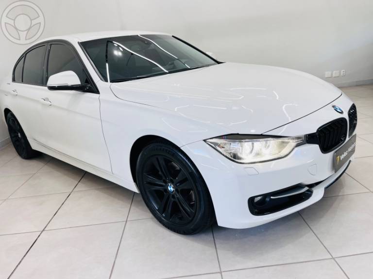 BMW - 320I 2.0 16V TURBO 4P AUTOMÁTICO - 2013/2014 - BRANCA - R$ 94.990,00