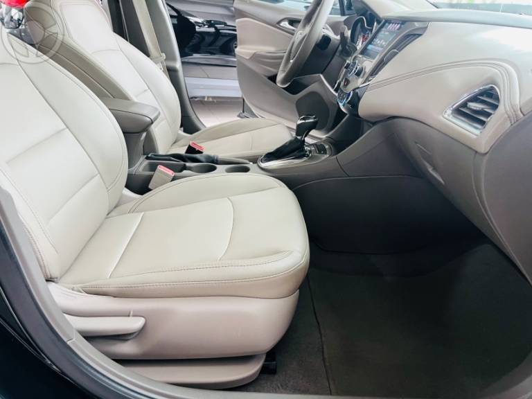 CHEVROLET - CRUZE 1.4 TURBO LTZ SPORT6 16V FLEX 4P AUTOMÁTICO - 2018/2018 - PRETA - R$ 93.500,00