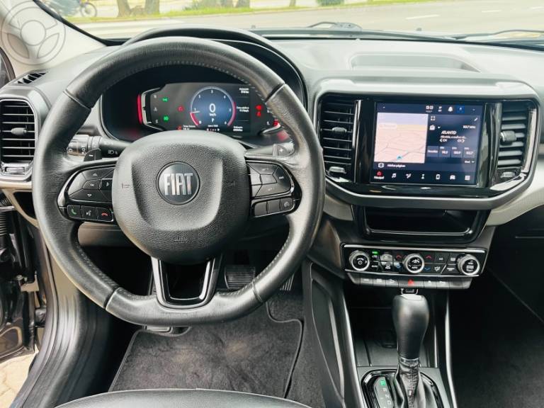 FIAT - TORO 2.0 16V TURBO DIESEL VOLCANO 4WD AUTOMÁTICO - 2021/2022 - CINZA - R$ 134.500,00
