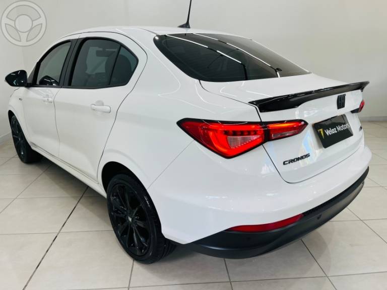 FIAT - CRONOS 1.8 HGT 16V FLEX 4P AUTOMÁTICO - 2020/2020 - BRANCA - R$ 77.990,00