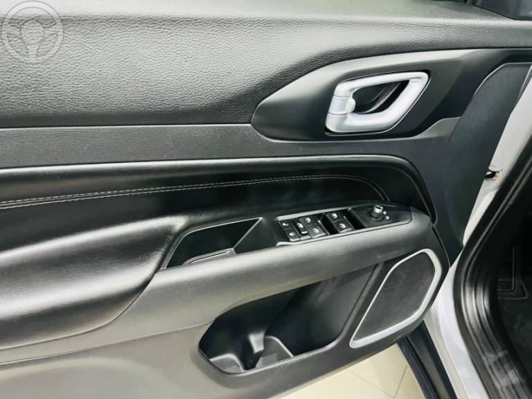 JEEP - COMPASS 1.3 SPORT T270 16V TURBO FLEX 4P AUTOMÁTICO - 2021/2022 - PRETA - R$ 112.990,00