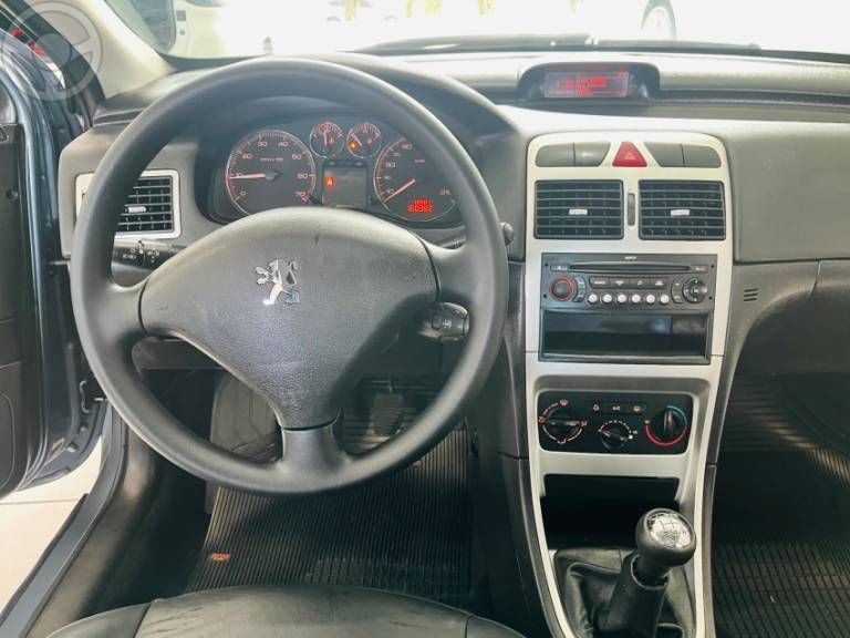 PEUGEOT - 307 1.6 PRESENCE PACK 16V FLEX 4P MANUAL - 2009/2010 - CINZA - R$ 29.990,00