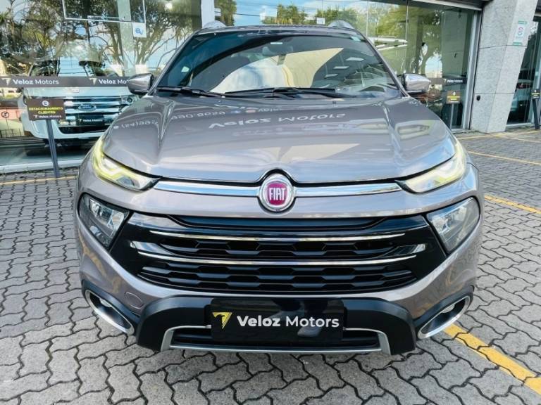 FIAT - TORO 2.0 16V TURBO DIESEL RANCH AT 4X4 AUTOMÁTICO - 2020/2021 - CINZA - R$ 129.990,00