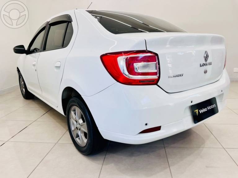 RENAULT - LOGAN 1.0 EXPRESSION 12V FLEX 4P MANUAL - 2018/2019 - BRANCA - R$ 43.900,00