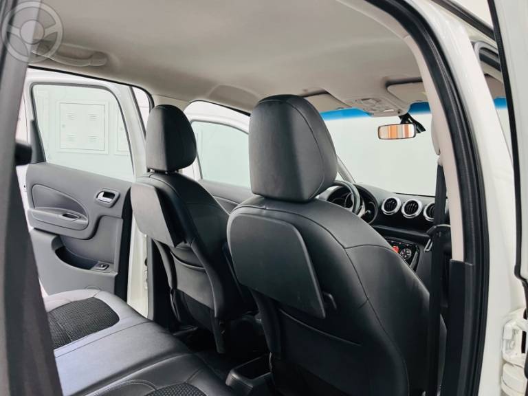 CITROËN - C3 PICASSO 1.6 EXCLUSIVE 4P FLEX AUTOMÁTICO - 2014/2015 - BRANCA - R$ 43.900,00